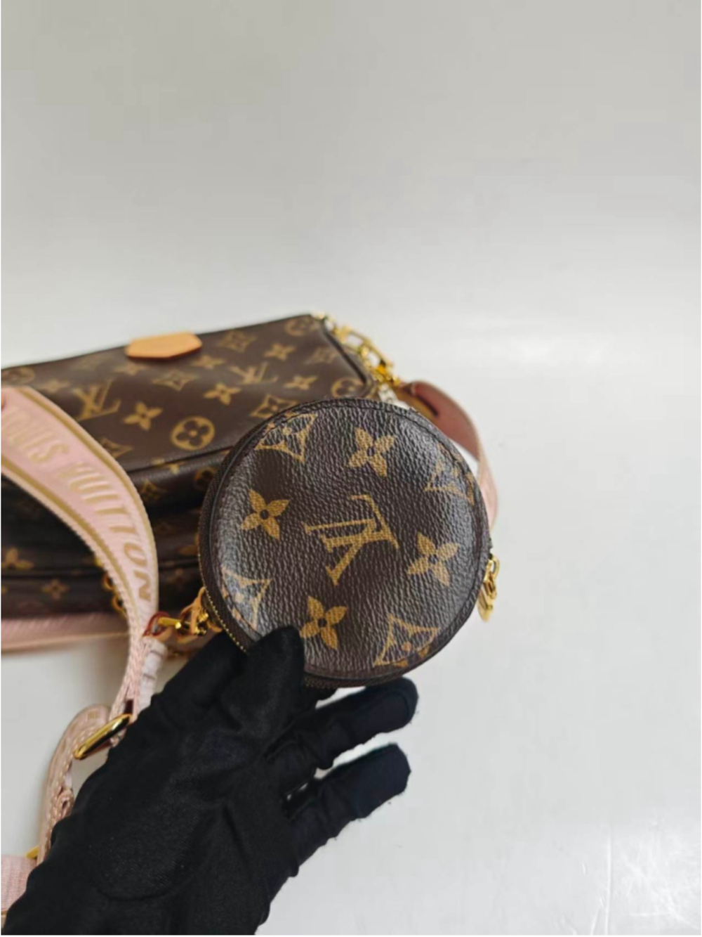 Louis Vuitton Multi Pochette Accessories Pink Strap Monogram EXCELLENT - Picture 12 of 16